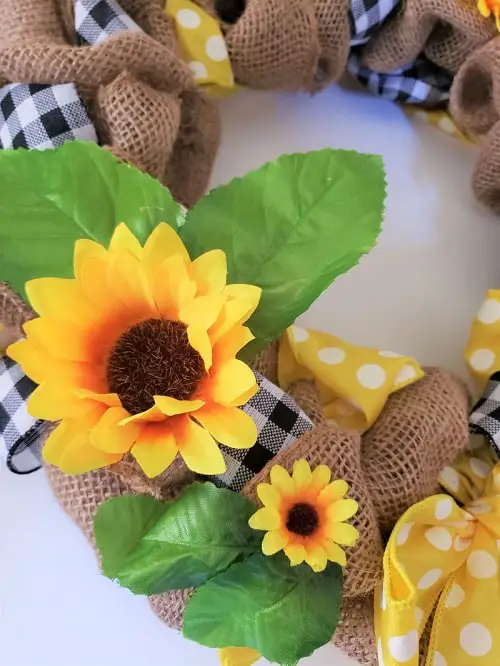 Gluing leaves and flowers