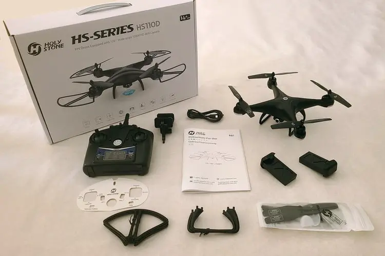 Holy Stone HS110D Drone Expert's Review - Moon And Back