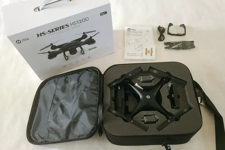 Holy Stone HS120 Drone - Case and Packaging